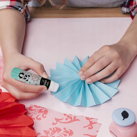 Klej W Sztyfcie 15G Z Figurką Ksfkad Kidea Derform, 1 sztuka